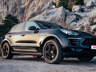 2018 Porsche Macan I, чёрный, 3875000 рублей, вид 3