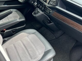 2020 Volkswagen Multivan T6 Рестайлинг, чёрный, 6050000 рублей, вид 3