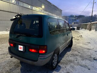 1999 Nissan Serena I (C23), зелёный, 350000 рублей, вид 5