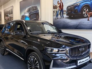 2026 Geely Monjaro I, чёрный, 4954990 рублей, вид 4