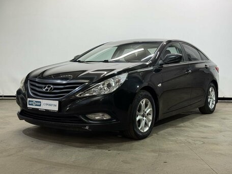 Hyundai Sonata VI (YF)