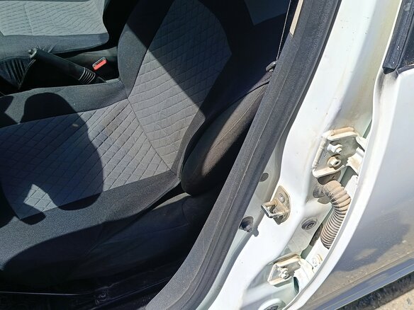 2018 Renault Logan II Рестайлинг, белый, 454700 рублей - вид 16