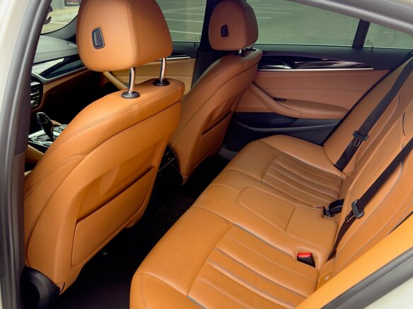 2018 BMW 5 серии 520i VII (G30/G31/G38), белый, 3450000 рублей - вид 7