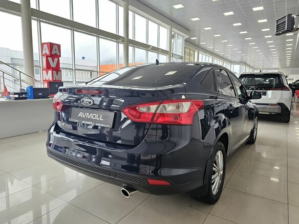 2015 Ford Focus III, синий, 1099000 рублей - вид 6