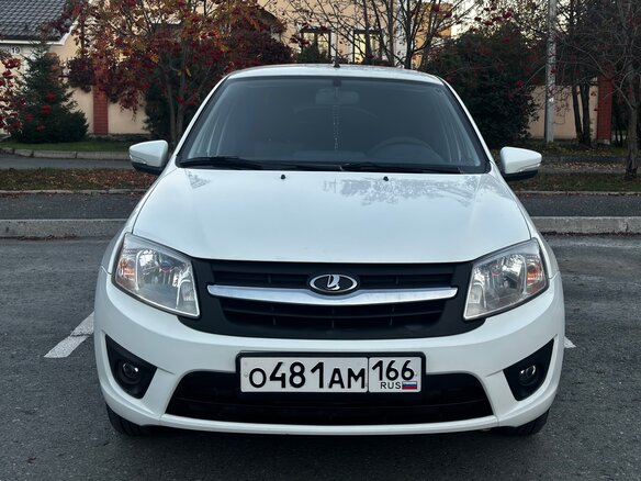 2016 Lada (ВАЗ) Granta I, белый, 505000 рублей - вид 1