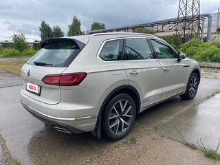 2022 Volkswagen Touareg III, бежевый, 7300000 рублей, вид 4