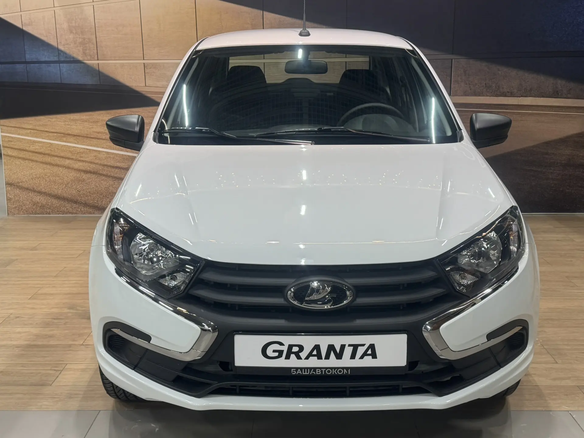 2026 Lada (ВАЗ) Granta I Рестайлинг, белый, 850000 рублей - вид 2
