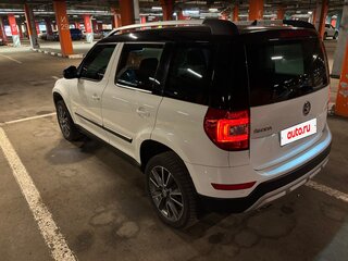 2016 Skoda Yeti I Рестайлинг, белый, 1400000 рублей, вид 5