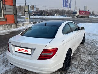 2013 Mercedes-Benz C-Класс 180 III (W204) Рестайлинг, белый, 1500000 рублей, вид 3