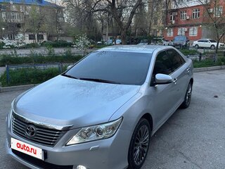2012 Toyota Camry VII (XV50), серебристый, 1450000 рублей, вид 1