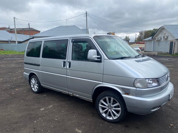 2001 Volkswagen Multivan T4, серебристый, 1400000 рублей - вид 4
