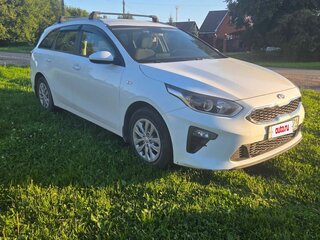 2019 Kia Ceed III, белый, 1390000 рублей, вид 3