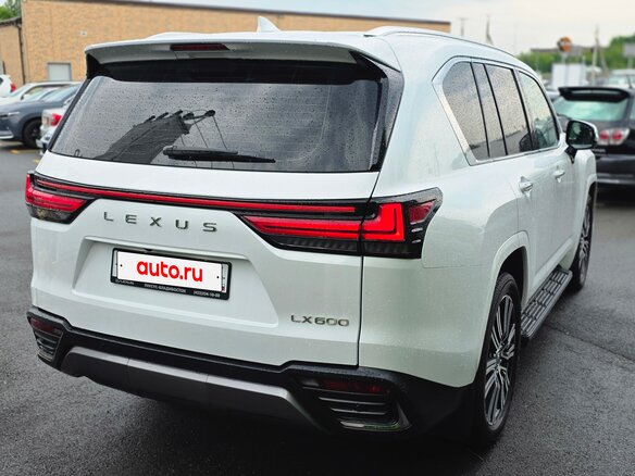2022 Lexus LX 600 IV, белый, 15500000 рублей - вид 5