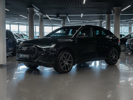 Audi Q8 I (4M)
