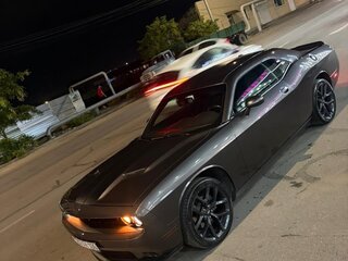 2019 Dodge Challenger III Рестайлинг 2, серый, 1780000 рублей, вид 2