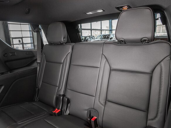 2024 GMC Yukon V, чёрный, 11790000 рублей - вид 26