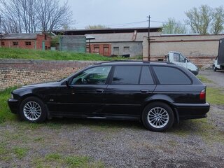 2000 BMW 5 серии 530i IV (E39) Рестайлинг, чёрный, 650000 рублей, вид 5