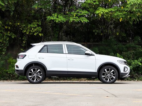 2026 Volkswagen T-Roc I (China Market) Рестайлинг, белый, 2450000 рублей, вид 5