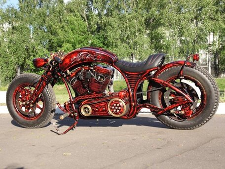 2011 Harley-Davidson CVO Limited, красный, 6000000 рублей, вид 1