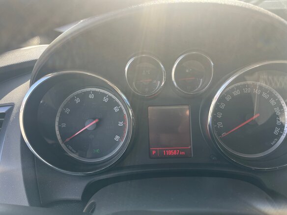2012 Opel Astra J, серебристый, 900000 рублей - вид 4