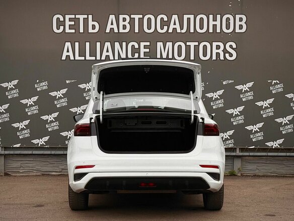 2024 Geely Emgrand II, белый - вид 6