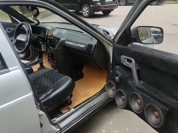 2002 Lada (ВАЗ) 2111, серебристый, 160000 рублей - вид 4