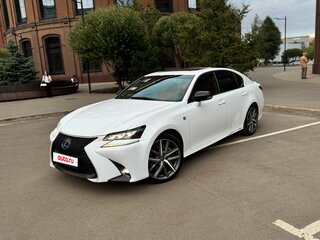 2017 Lexus GS 300h IV Рестайлинг, белый, 3950000 рублей, вид 3