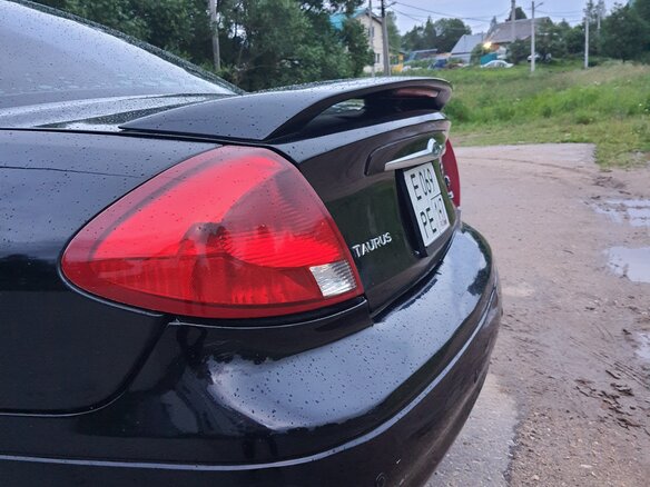 2001 Ford Taurus IV, чёрный - вид 11