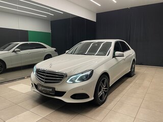 2015 Mercedes-Benz E-Класс 200 IV (W212, S212, C207) Рестайлинг, белый, 2100000 рублей, вид 3