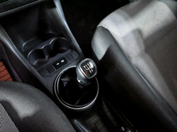 2010 Skoda Fabia II, красный - вид 9