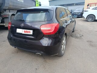 2014 Mercedes-Benz A-Класс 180 III (W176), фиолетовый, 809014 рублей, вид 5