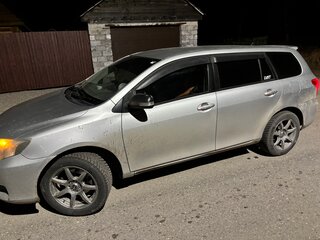 2006 Toyota Corolla Fielder X (E140, E150), серебристый, 550000 рублей, вид 3