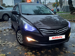 2016 Hyundai Solaris I Рестайлинг, коричневый, 595000 рублей, вид 3