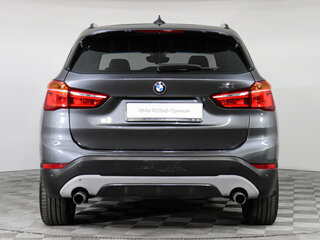 2017 BMW X1 20i xDrive II (F48), серый, 2064306 рублей, вид 4