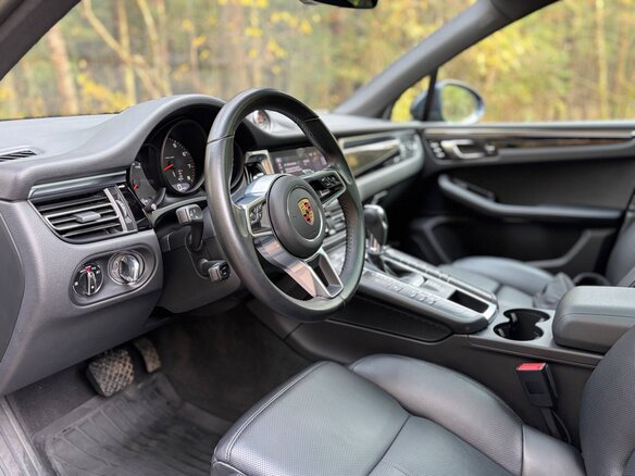 2021 Porsche Macan I Рестайлинг 2, синий, 3750000 рублей - вид 9