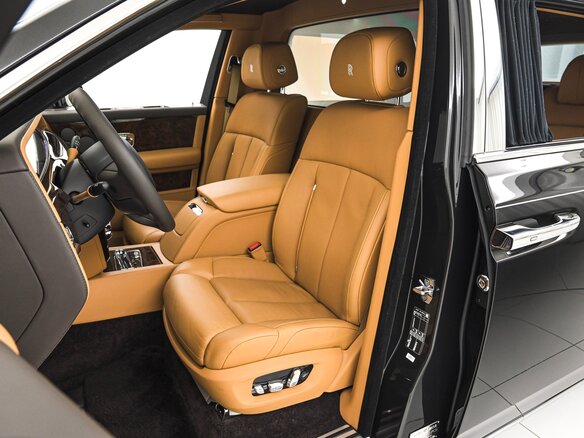 2024 Rolls-Royce Phantom VIII Рестайлинг (Series II), чёрный, 80000000 рублей - вид 8