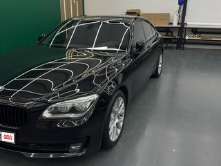 2013 BMW 7 серии 740d xDrive V (F01/F02/F04) Рестайлинг, чёрный, 3050000 рублей, вид 1