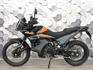 2024 KTM 890 Adventure, чёрный, 1285000 рублей, вид 4