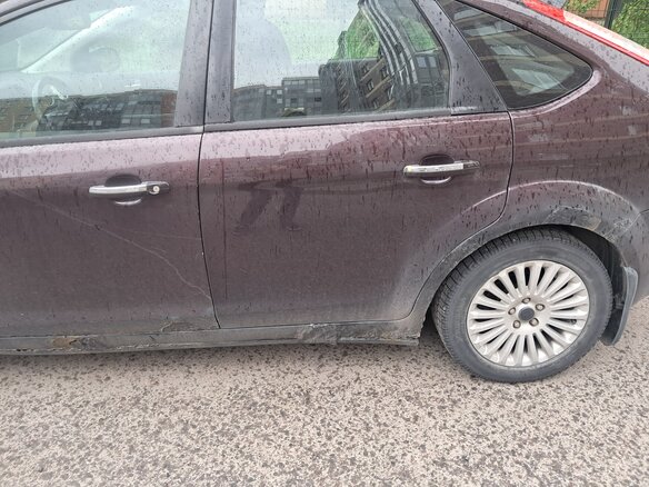 2009 Ford Focus II Рестайлинг, фиолетовый, 320000 рублей - вид 5