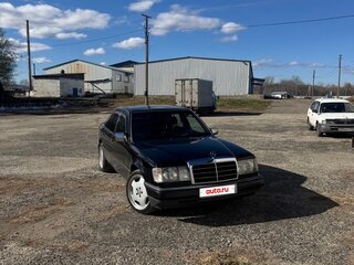 1991 Mercedes-Benz W124 250, чёрный, 1300000 рублей, вид 3