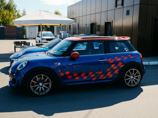 2018 Mini Hatch JCW III (F55/F56) Рестайлинг, синий, 2650000 рублей, вид 1