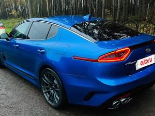2018 Kia Stinger I, синий, 3000000 рублей, вид 3
