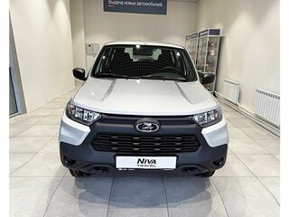 2026 Lada (ВАЗ) Niva Travel I Рестайлинг, серебристый, 1672079 рублей, вид 2