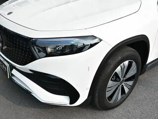 2025 Mercedes-Benz EQA 260 I Рестайлинг, белый, 4200099 рублей, вид 4