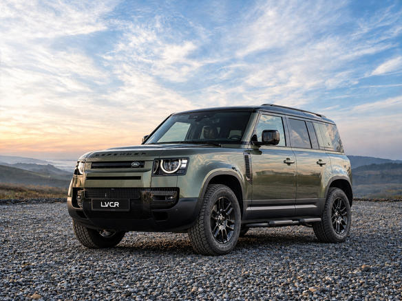 2025 Land Rover Defender 110 II, зелёный, 11500000 рублей