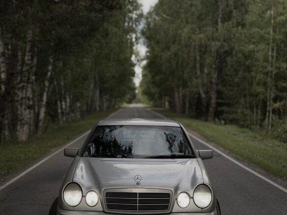 1997 Mercedes-Benz E-Класс 220 II (W210, S210), серый, 450000 рублей - вид 7