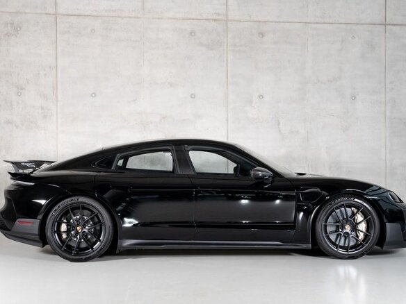 2026 Porsche Taycan Turbo GT I Рестайлинг, чёрный - вид 13