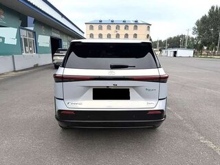 2026 Toyota bZ3X 58.3 kWh, серебристый, 2780000 рублей, вид 5