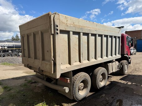 2008 Scania P-series, красный, 2400000 рублей, вид 5