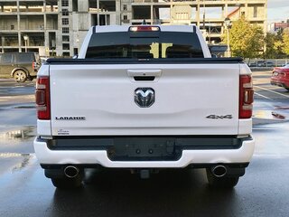 2018 Ram 1500 Crew Cab eTorque V, белый, 4599000 рублей, вид 4